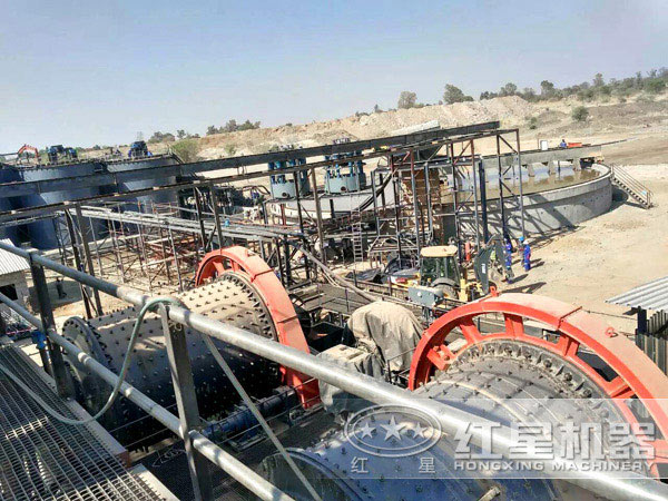 水泥球磨機用戶生產(chǎn)現(xiàn)場實拍圖