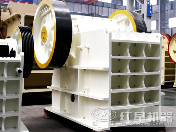 HD鄂式破碎機圖片