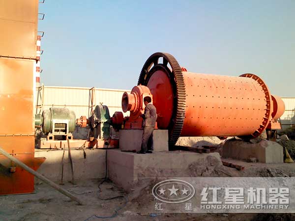 環保球磨機生產現場