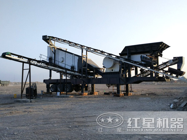 80移動式建筑垃圾破碎機現場