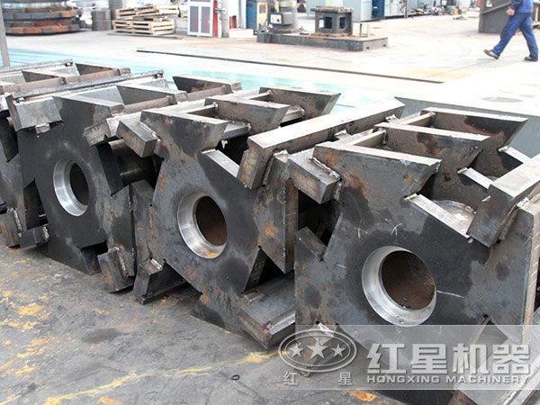 錘式破碎機部件