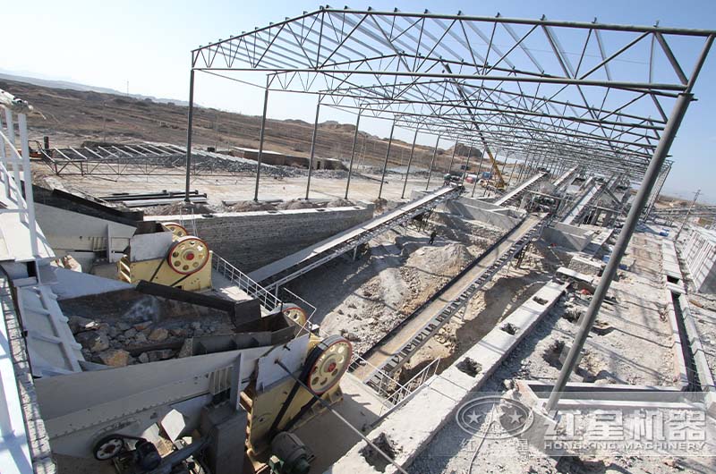 大型石子破碎機生產線現場