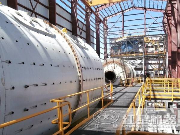 水泥生產設備現場