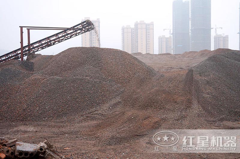 細碎破碎機作業(yè)現(xiàn)場