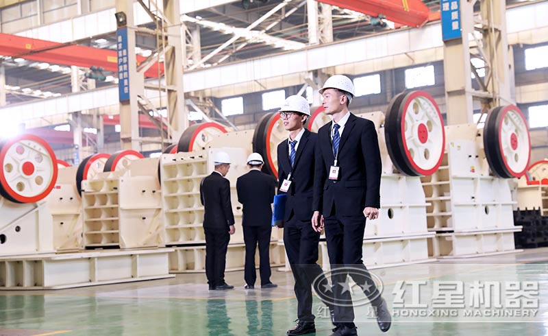 專業工程師為用戶選擇破碎機型號