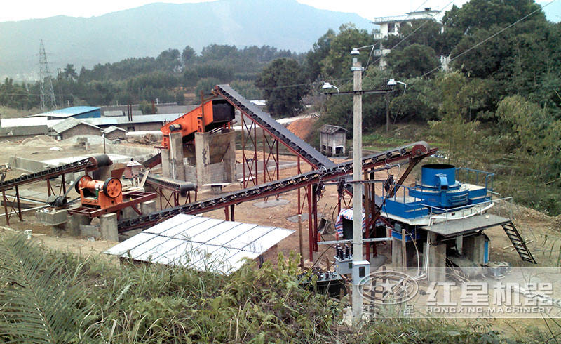 石灰石制砂機用戶生產現場實拍圖