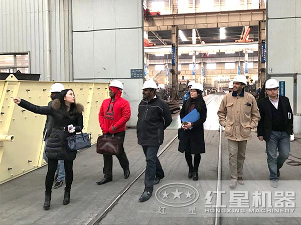 用戶參觀生產車間