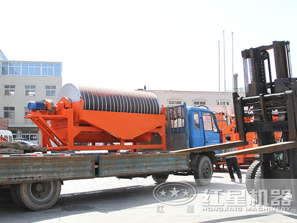 磁選機(jī)發(fā)貨現(xiàn)場