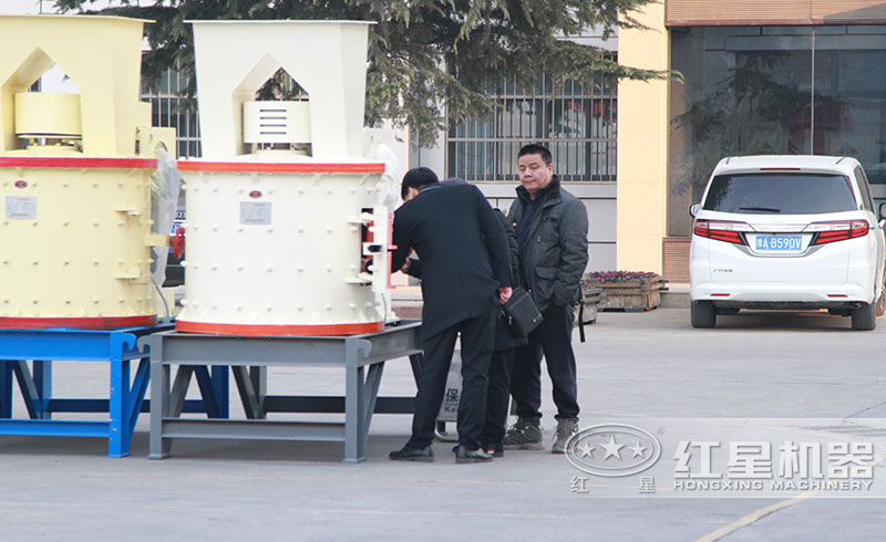 用戶來廠深入了解設備