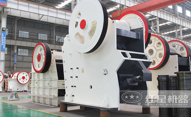 大型鄂式破碎機