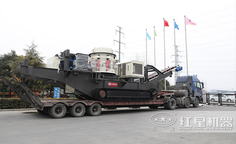 履帶式粉碎機發貨現場