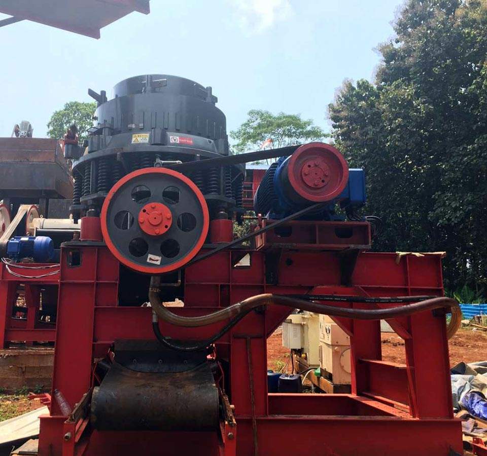 印尼時產150噸河石破碎生產線現場