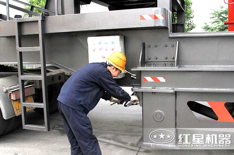 發(fā)貨前,再次認真檢查設備