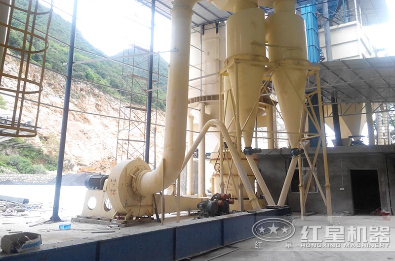 河南客戶碎石磨粉現場