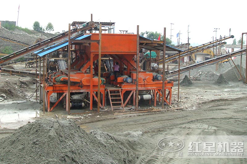 對輥機作業現場圖片