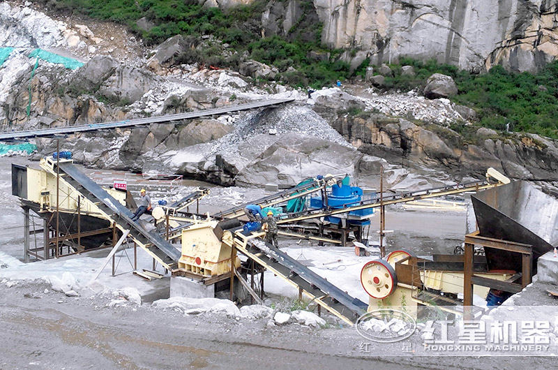 大型沖擊式制砂機生產現場
