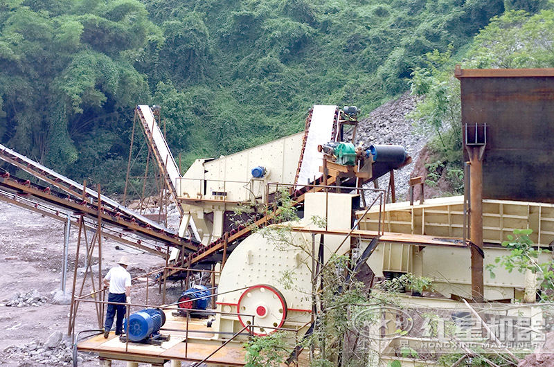 原煤破碎機生產現場