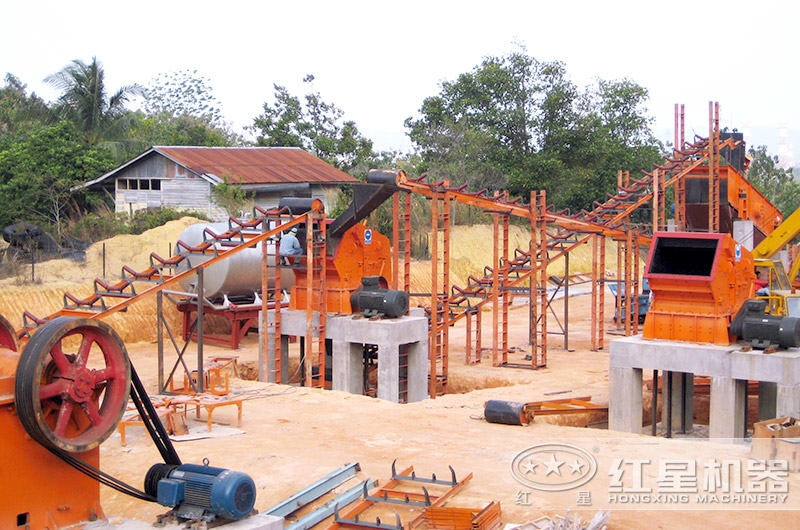 反擊破碎機生產現場圖 反擊破碎機生產現場圖