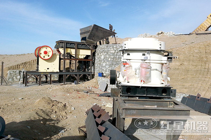 河卵石破碎制砂生產現場