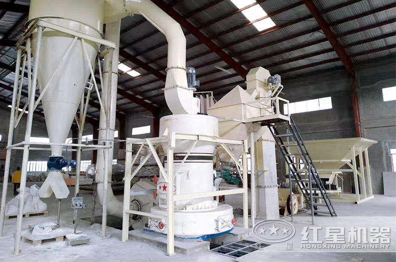 雷蒙磨粉機生產現場 雷蒙磨粉機生產現場