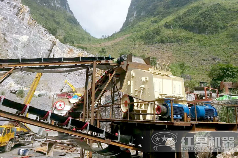 貴州1520反擊破碎機生產現場，效能高