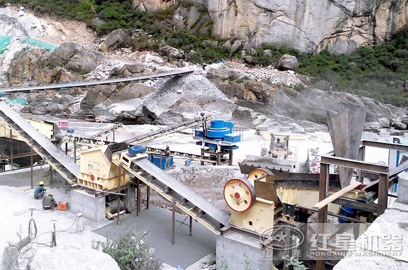 石灰石制砂生產現場