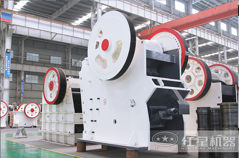 顎式破碎機車間實拍圖片